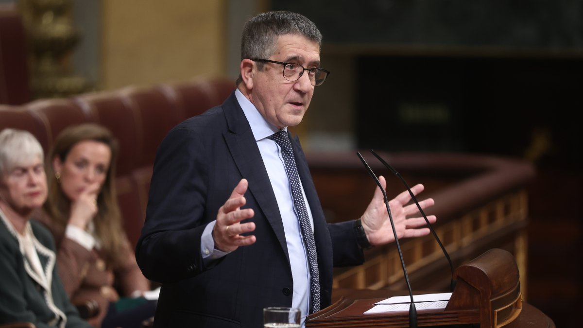 El portavoz del PSOE en el Congreso, Patxi López,
