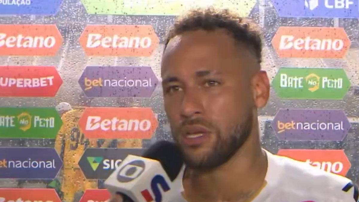 Nueva polémica para Neymar: "Creo que al árbitro le vino la regla"
