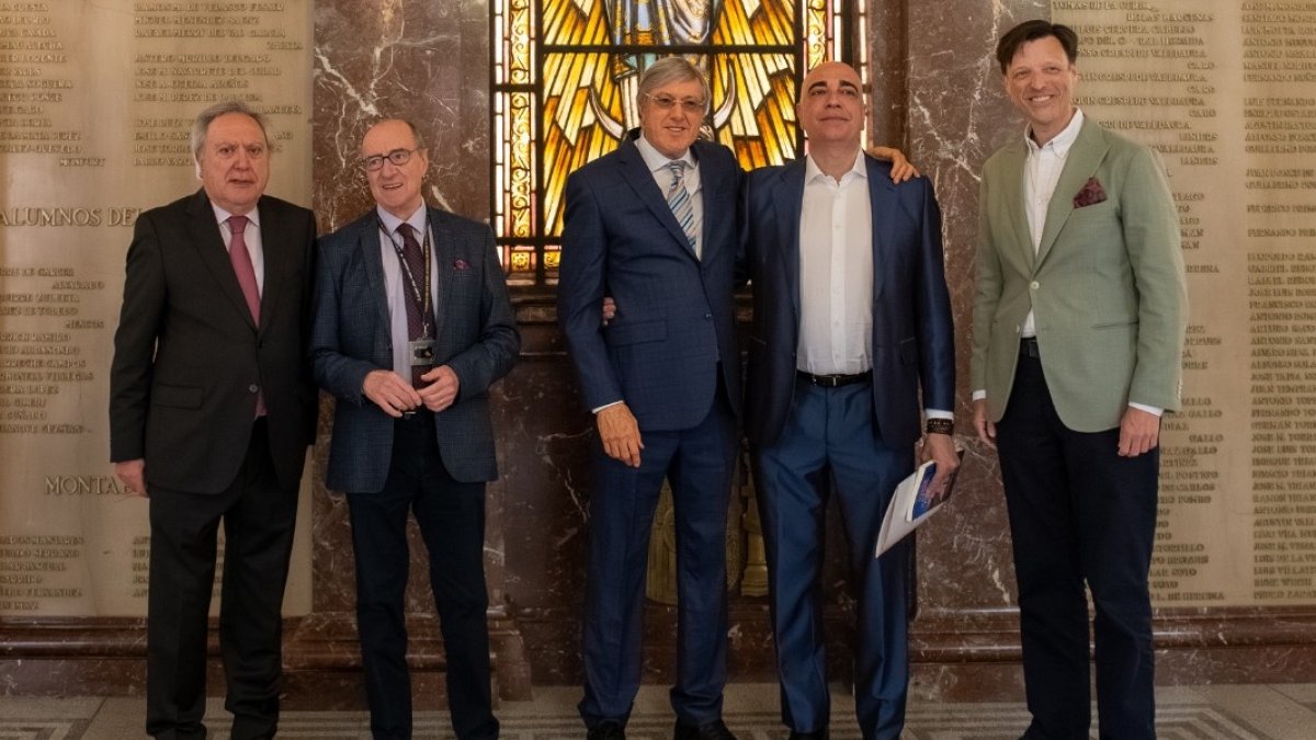 Juan José Sánchez, José Luis Fernández, Alejandro Roemmers, Manuel Reina y Manuel de Morales.
