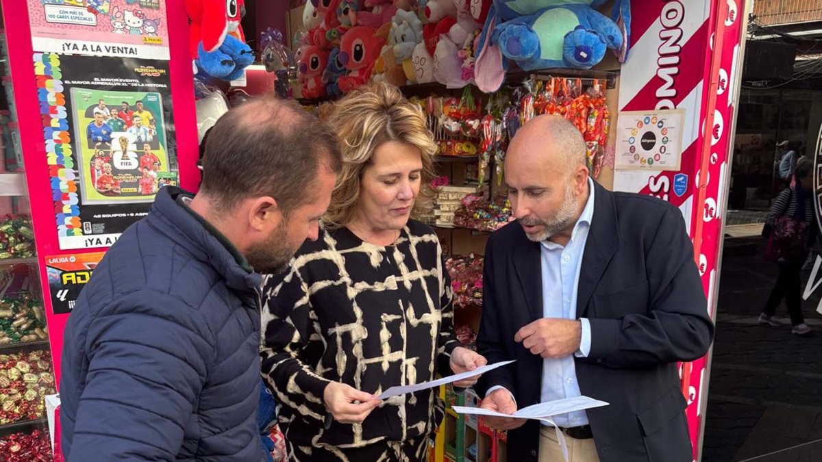 El Ayuntamiento de Benidorm informa a los comerciantes de la zona que estará afectadas por las obras.