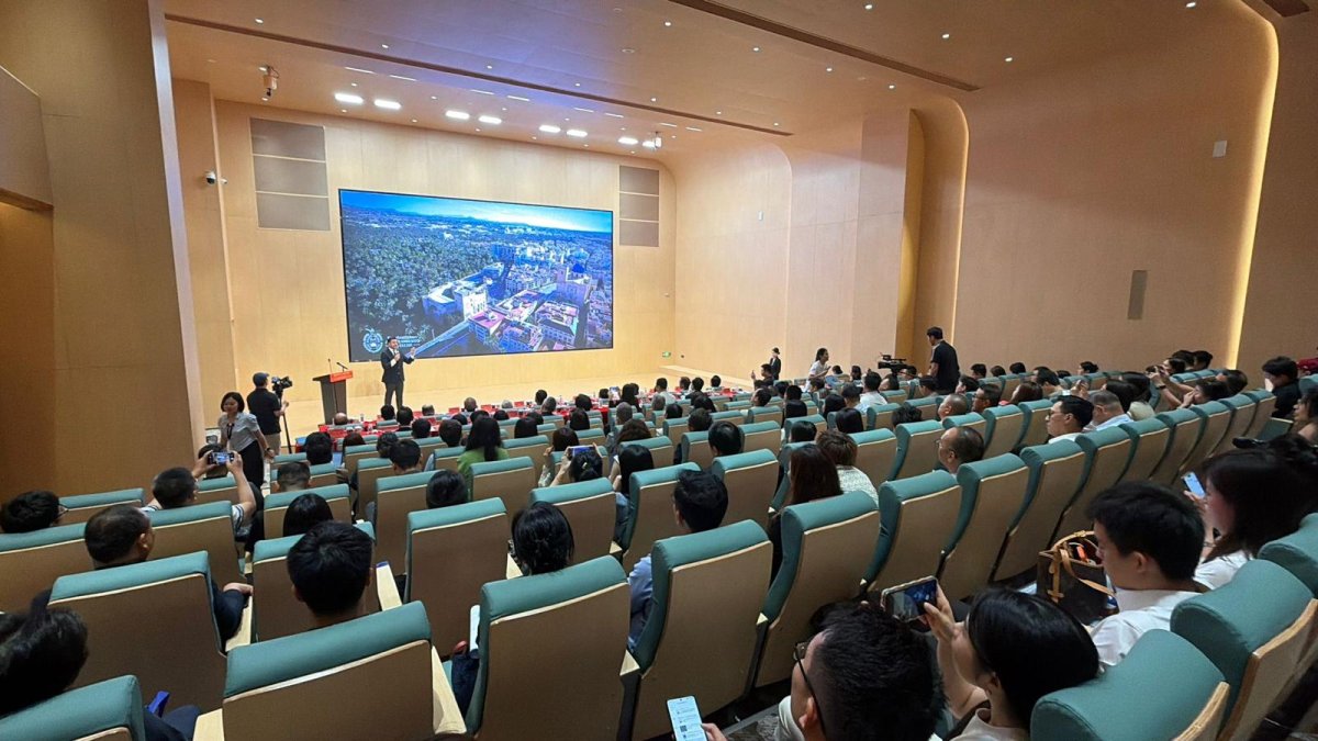 Un momento de la presentación ante empresarios chinos sobre las posibilidades económicas para inversión que ofrece la ciudad.
