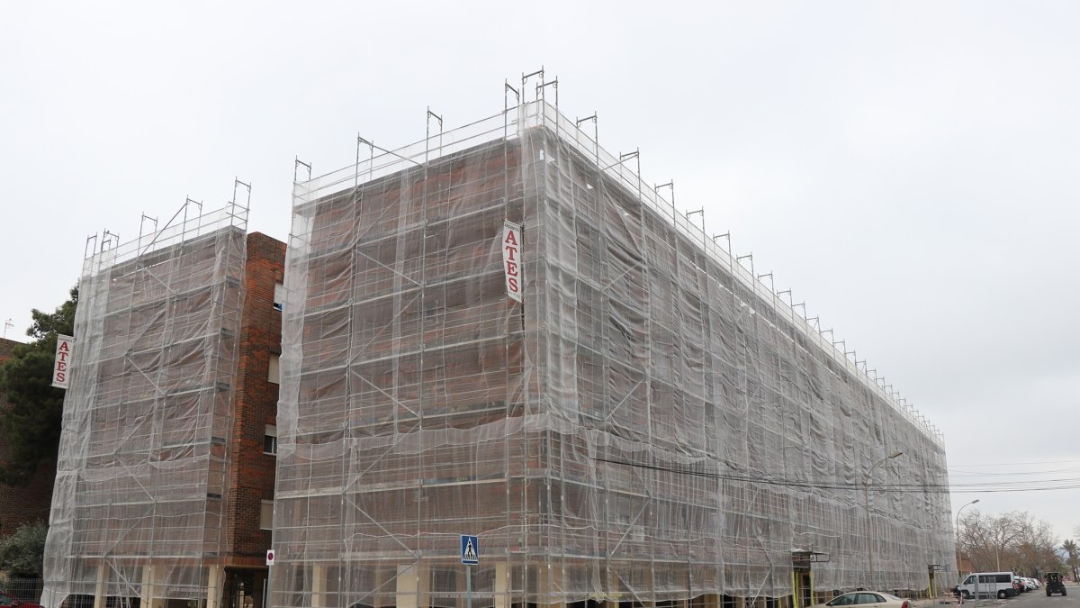 Construcción bloque de viviendas (Archivo)