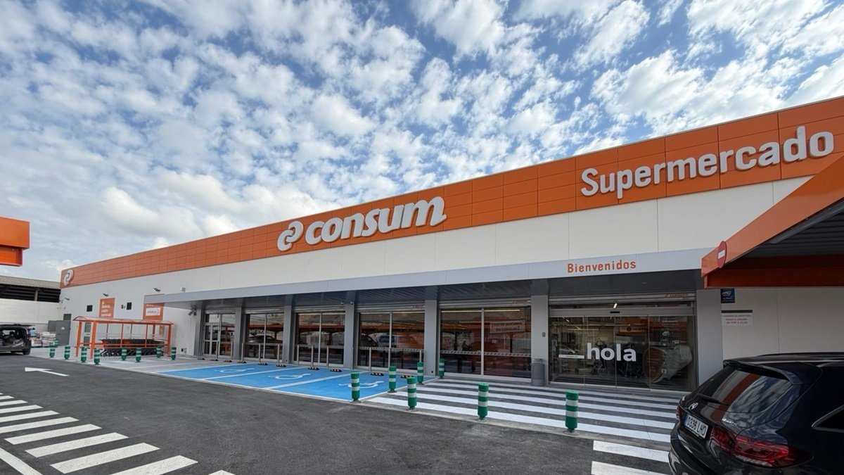Tienda consum en Cox.