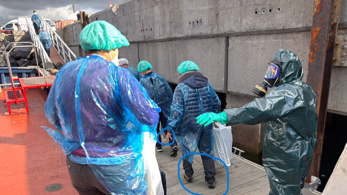 Evacuados del crucero con hantavirus sin los guantes