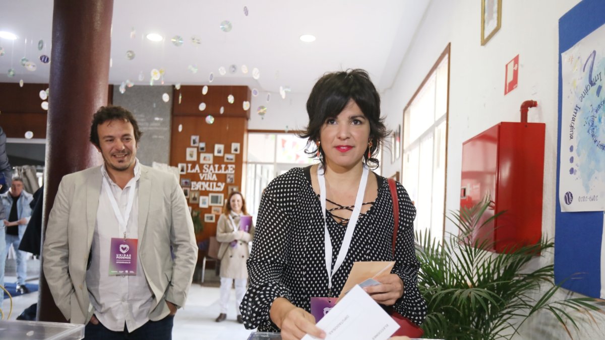 Teresa Rodríguez y Kichi.