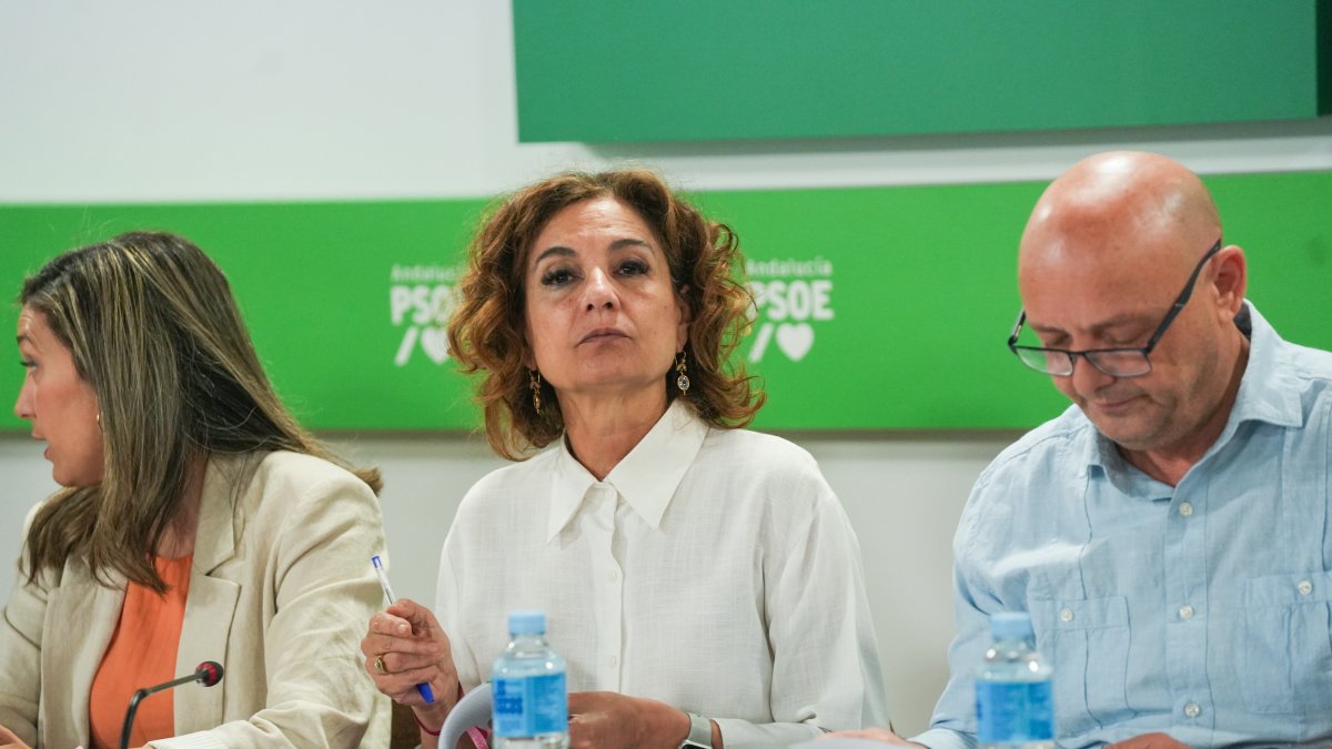 La secretaria general de los socialistas andaluces, María Jesús Montero, preside la reunión de la Comisión Ejecutiva Regional (CER).