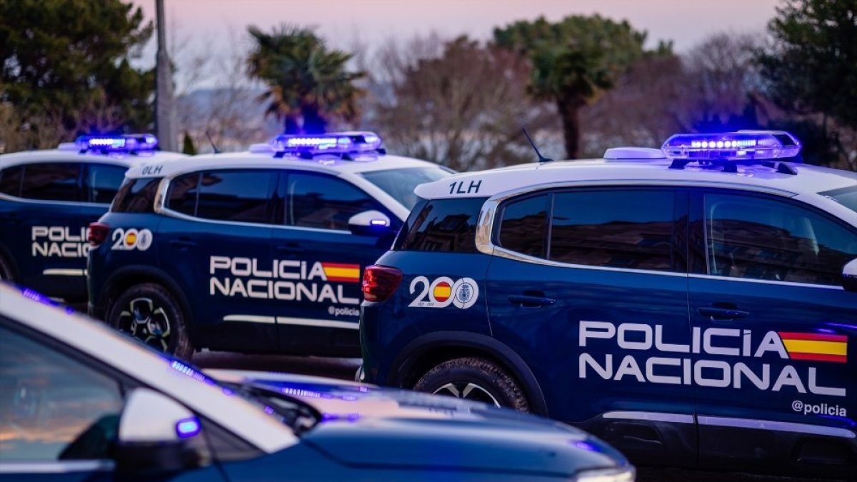Coches de la Policía Nacional.