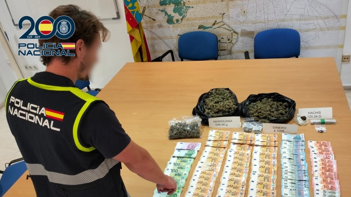 Droga intervenida en el operativo de la Policía Nacional. 