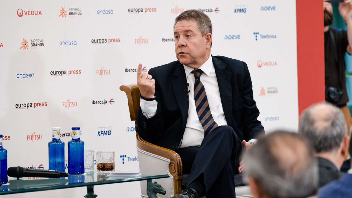 El presidente de Castilla La-Mancha, Emiliano García-Page, durante un desayuno informativo de Europa Press, en el Hotel InterContinental Madrid 03/6/2026