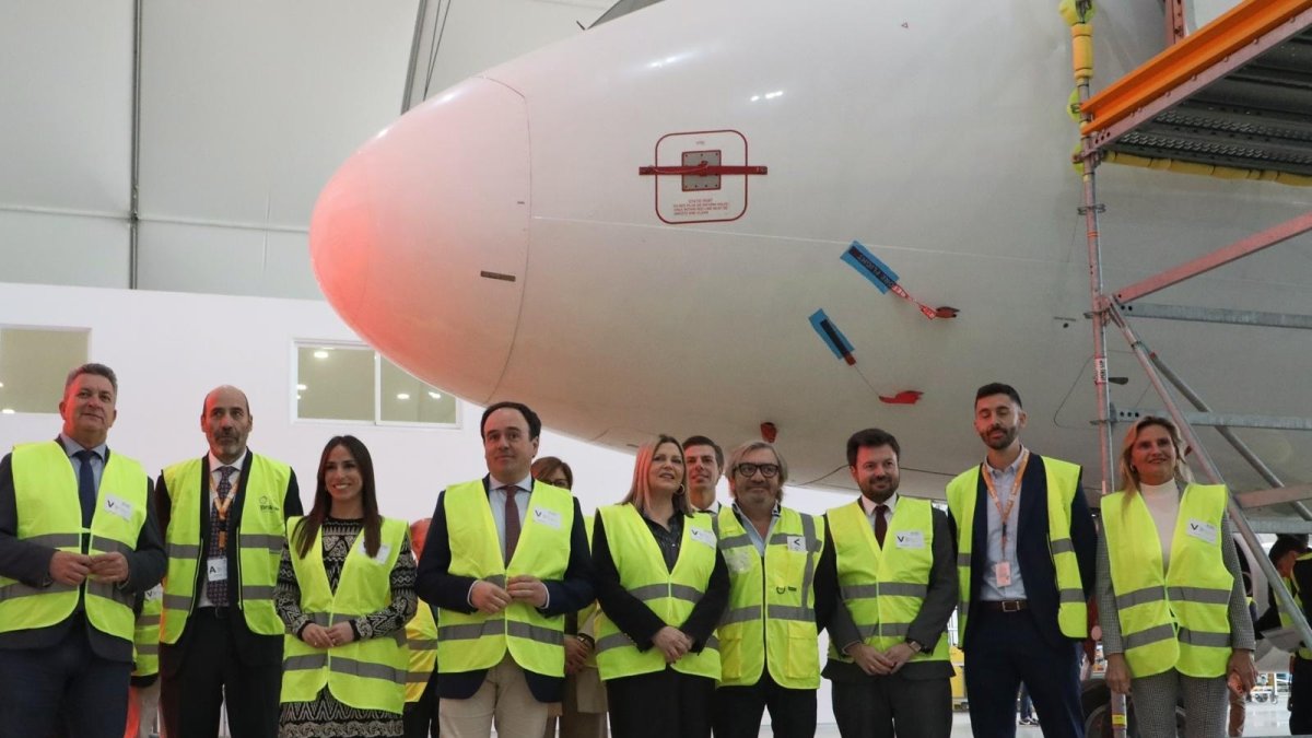 (Foto de ARCHIVO) Pérez Llorca visita el Aeropuerto de Castellón