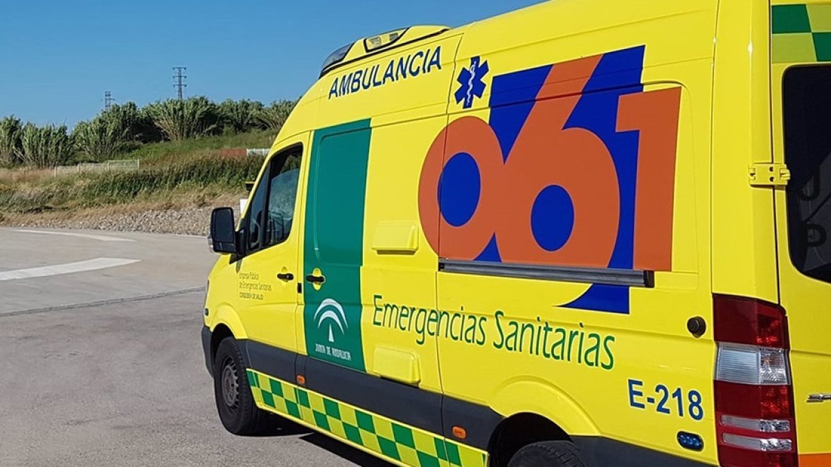 Ambulancia de Emergencias Sanitarias en Málaga.