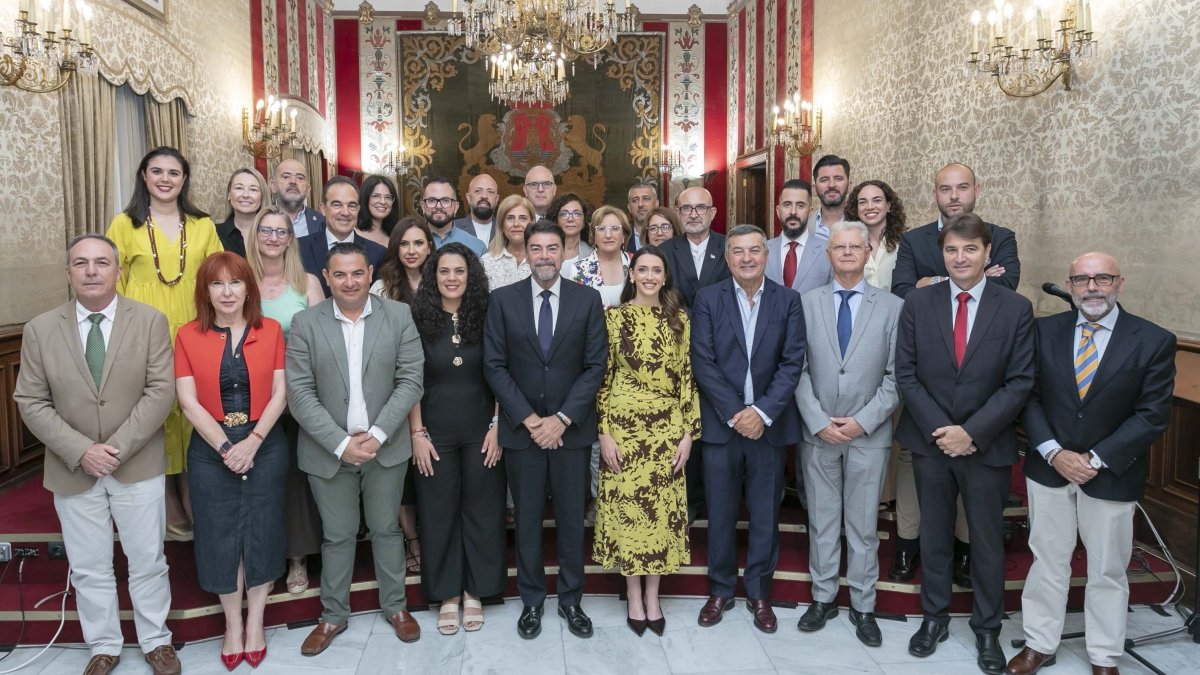 Alicante refrenda en pleno la constitución de la Fundación del Centenario de las Hogueras.