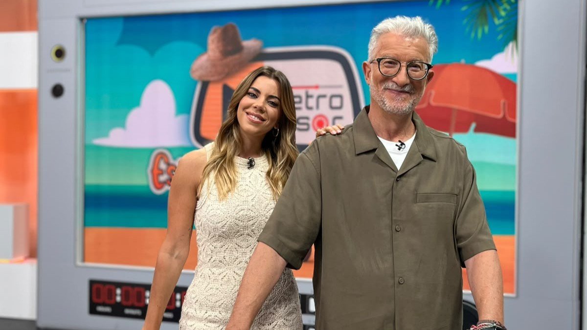 Anaïs Ordóñez i Josep Ramon Lluch presentan À Punt el programa 