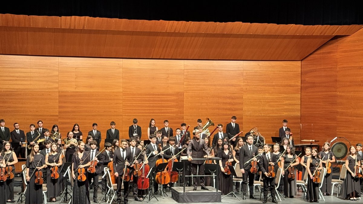 La Orquesta de Jóvenes de la Provincia de Alicante (OJPA) en L'Auditori de La Nucía.