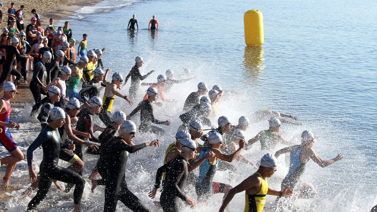 Una de las actividades deportivas en Estiu Voramar de Puçol.