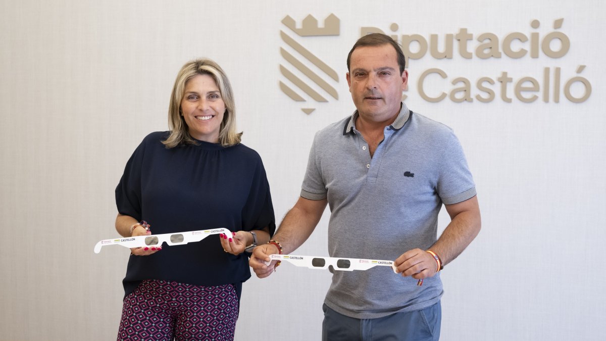 La presidenta de la Diputación de Castellón, Marta Barrachina y el diputado de Turismo, Andrés Martínez.