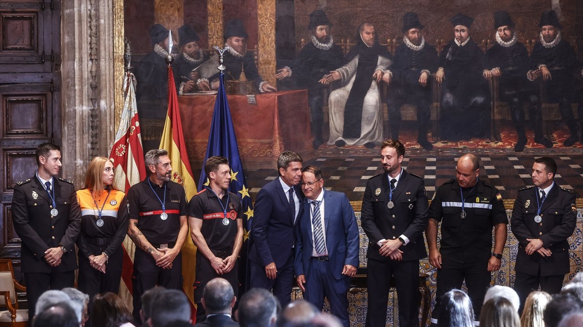 (Foto de ARCHIVO)
El expresident de la Generalitat, Carlos Mazón, en la última entrega de los Premios 9 d'Octubre de 2024