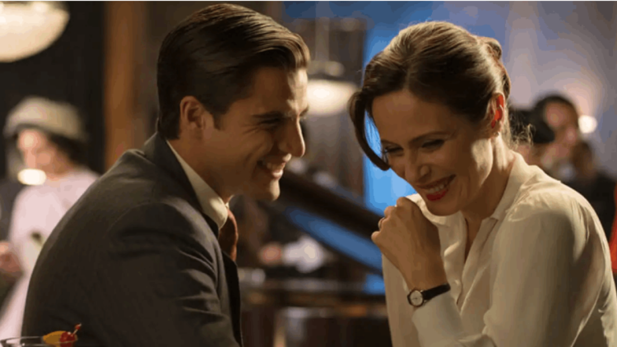 Maxi Iglesias y Aitana Sánchez-Gijón, pareja de guapos del cine español.