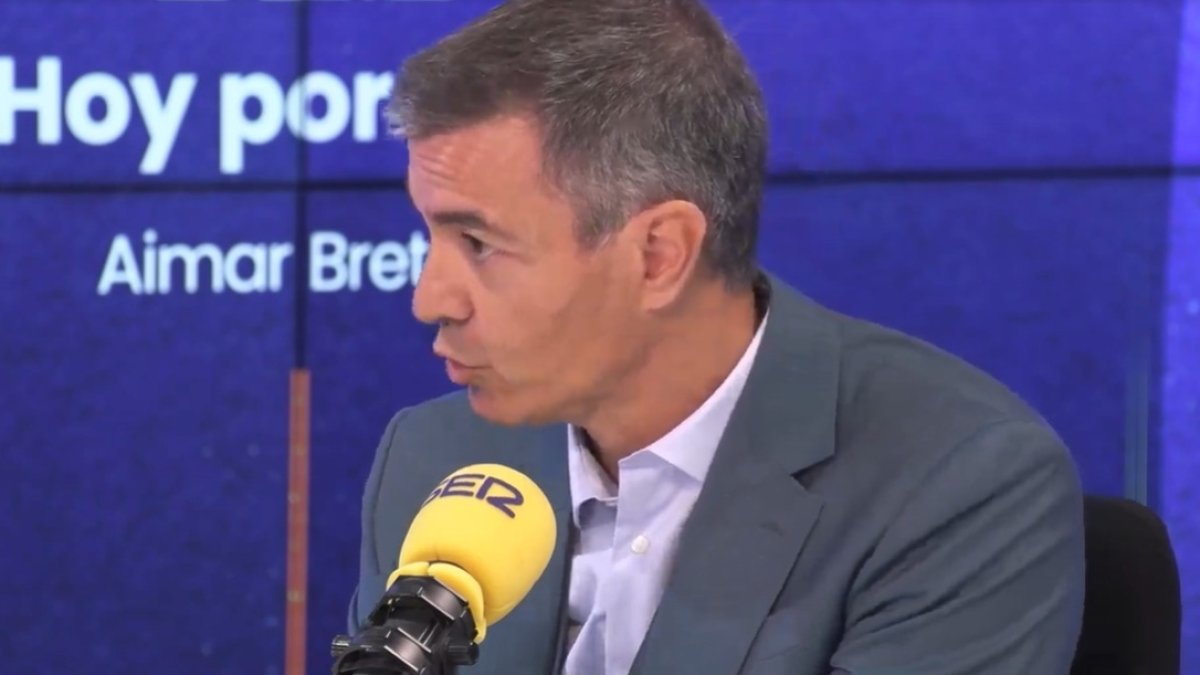 El presidente del Gobierno, Pedro Sánchez, durante una entrevista en la cadena SER  31/8/2026