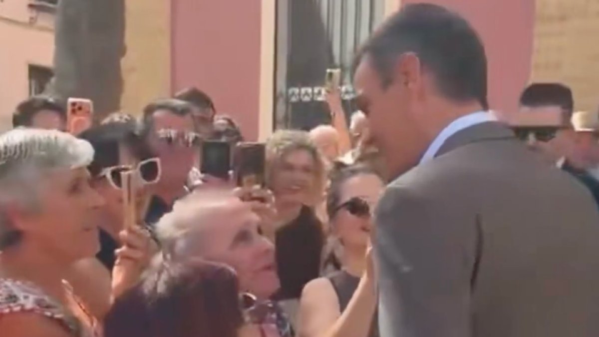 Visita de Pedro Sánchez al Ayuntamiento de Bonares en Huelva