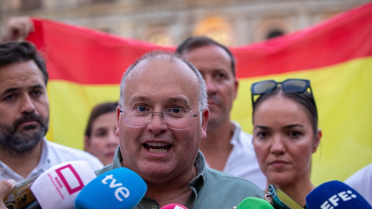 Tellado le canta las cuarenta a Sánchez por la crisis en Ceuta
