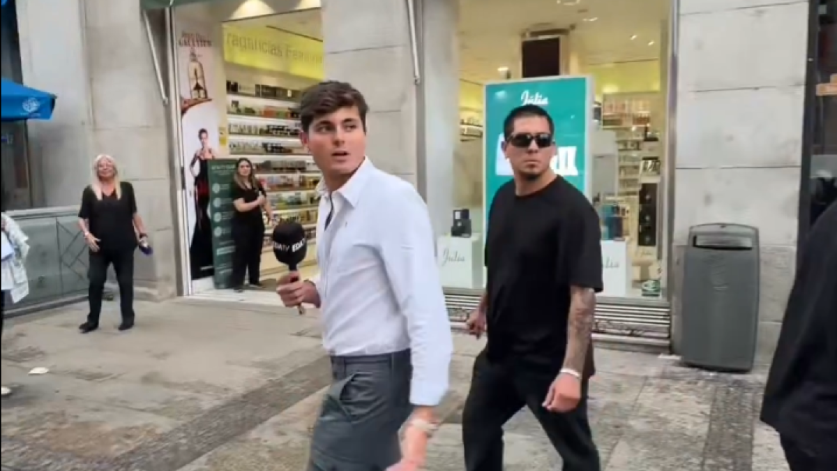 Vito Quiles en la Puerta del Sol