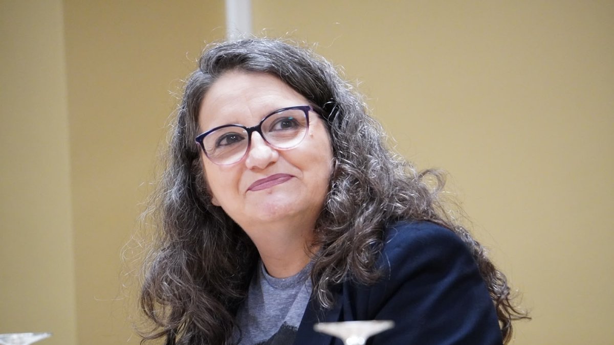 La candidata de Compromís a la Alcaldía de València, Mónica Oltra, en un encuentro con los medios de comunicación.
