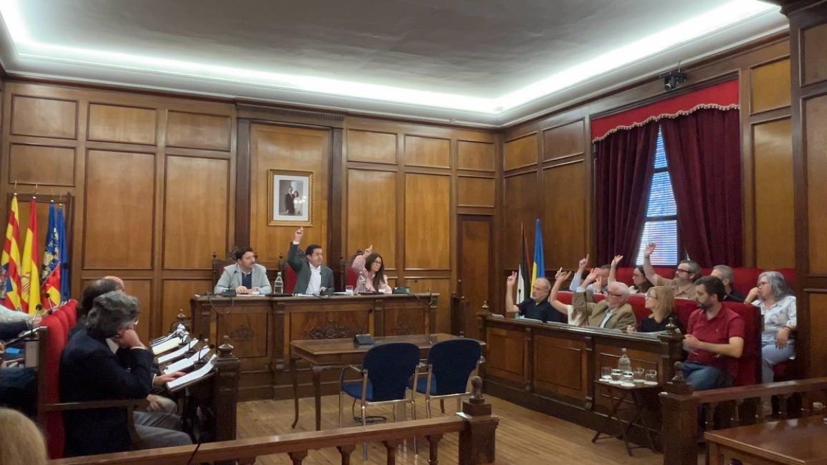 Pleno de Alcoy con la abstención del PSOE