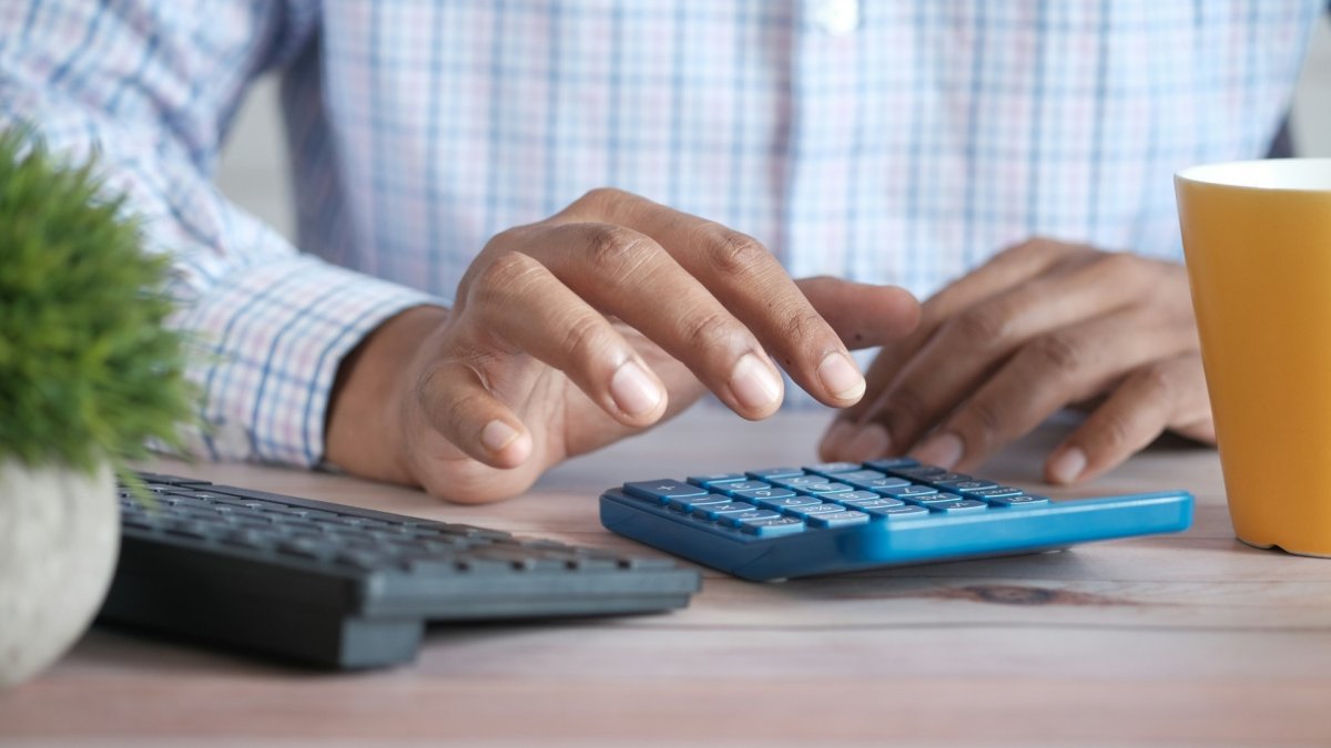 OCU recomienda revisar los préstamos que incluyen seguros de prima única financiada
