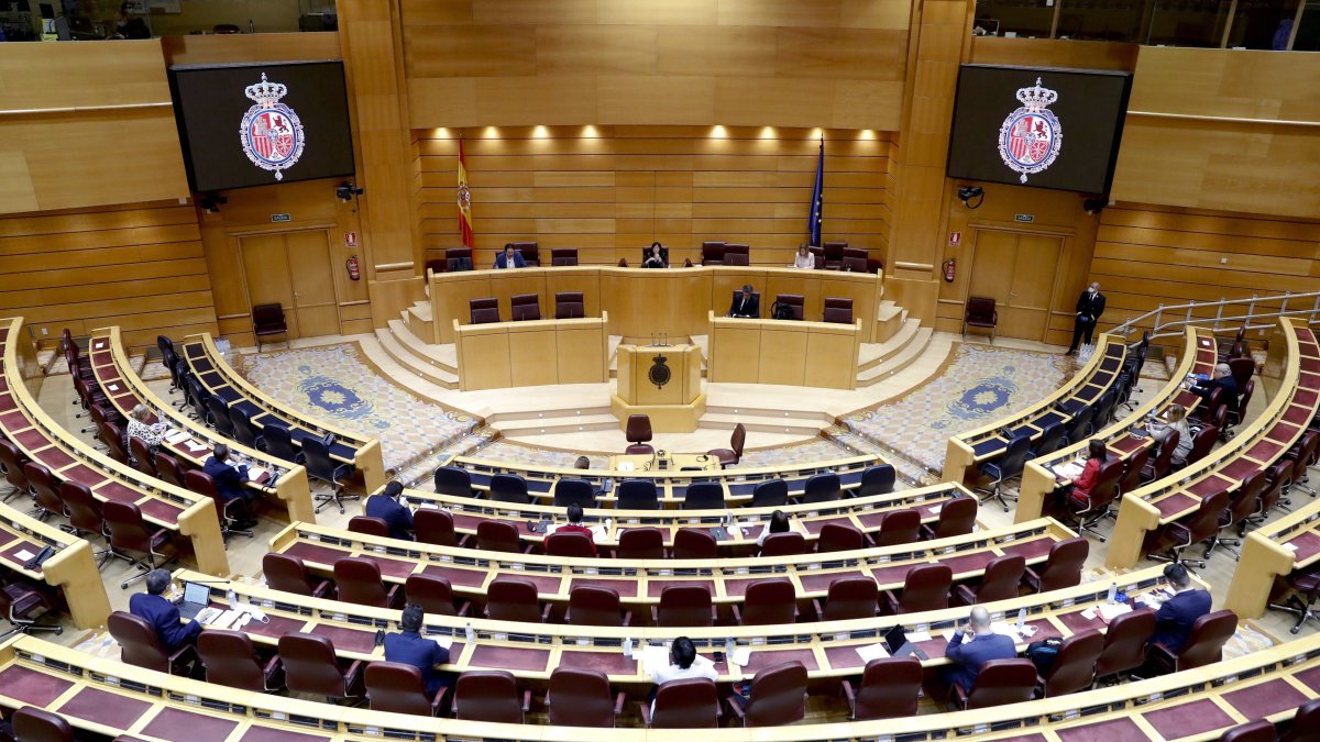 El Hemiciclo del Senado, frente de batalla electoral el 29N