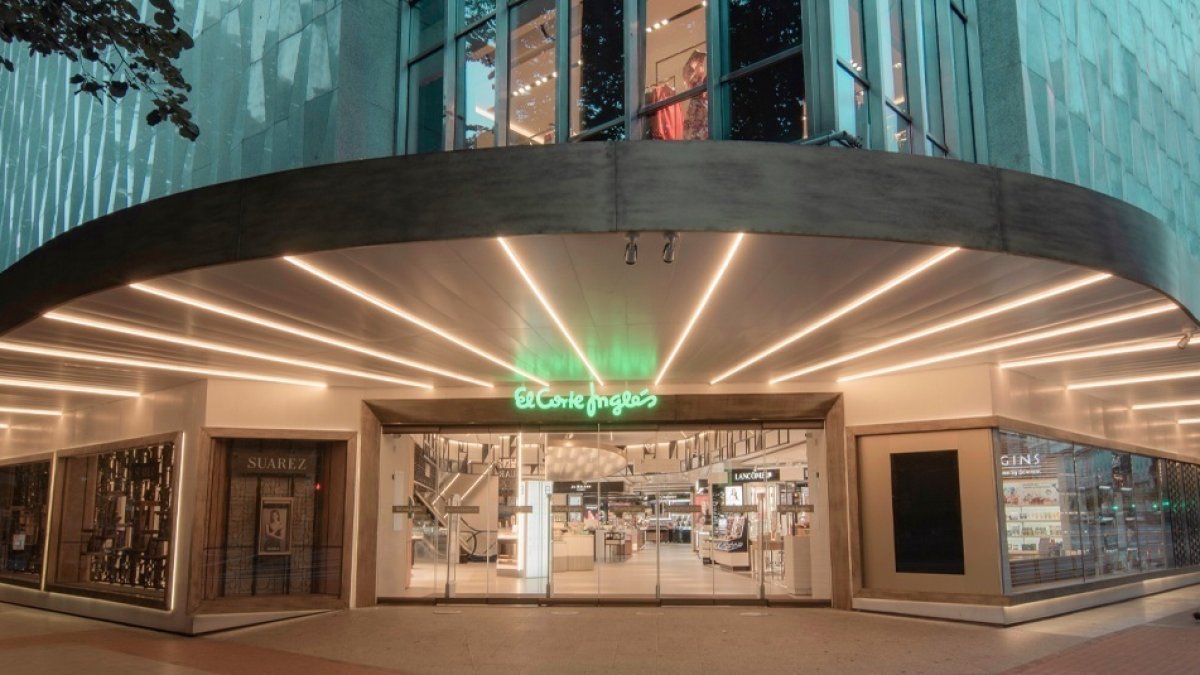 Entrada principal de un Corte Inglés en Madrid.
REMITIDA / HANDOUT por EL CORTE INGLÉS
16/10/2026