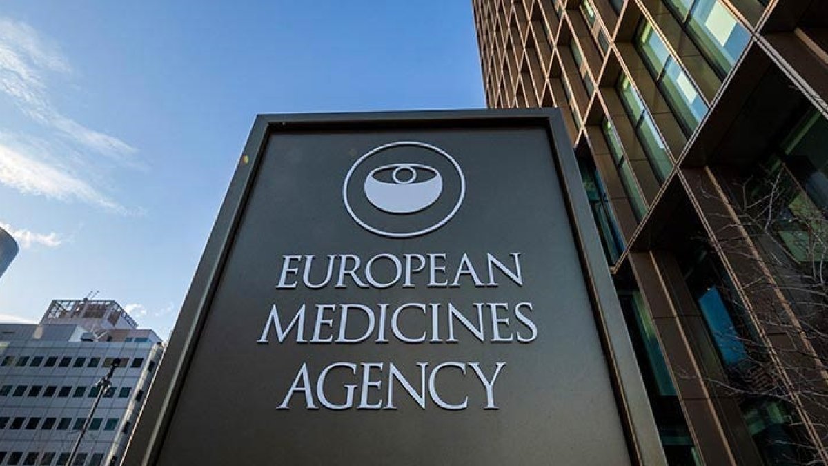 Entrada a la Agencia Europea del Medicamento.