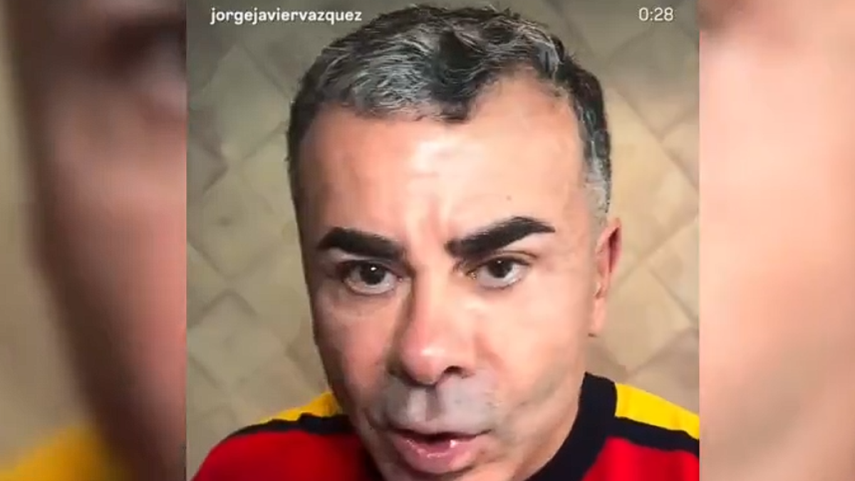 Jorge Javier Vázquez habla por teléfono con su madre y lo publica en redes sociales