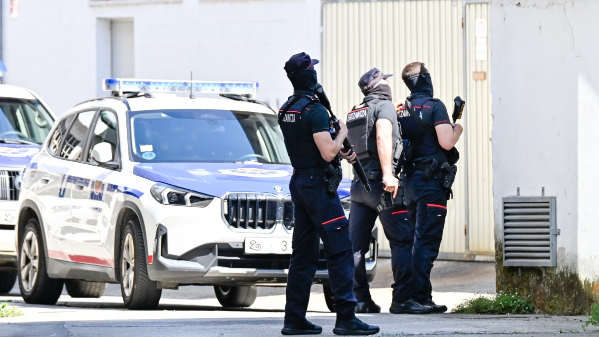 Registros de la Ertzaintza por un tiroteo en Azpeitia