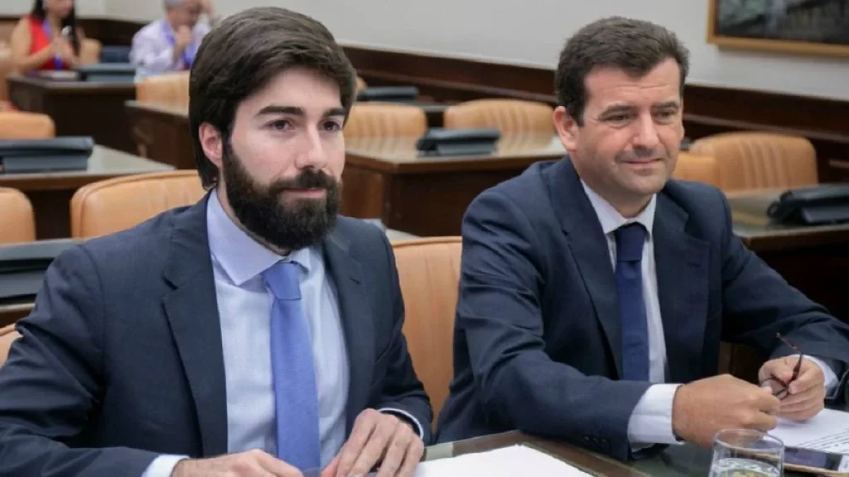 Los diputados de Vox Manuel Mariscal y Ricardo Chamorro
