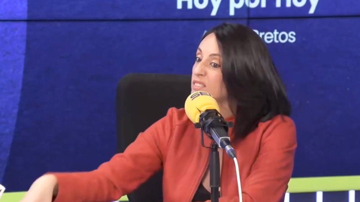 La secretaria de Organización y portavoz del PSOE, Rebeca Torró