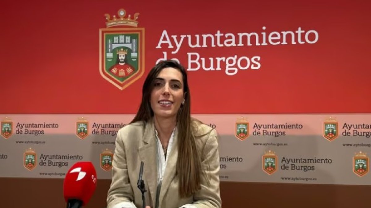 Balllesteros durante la rueda de prensa.