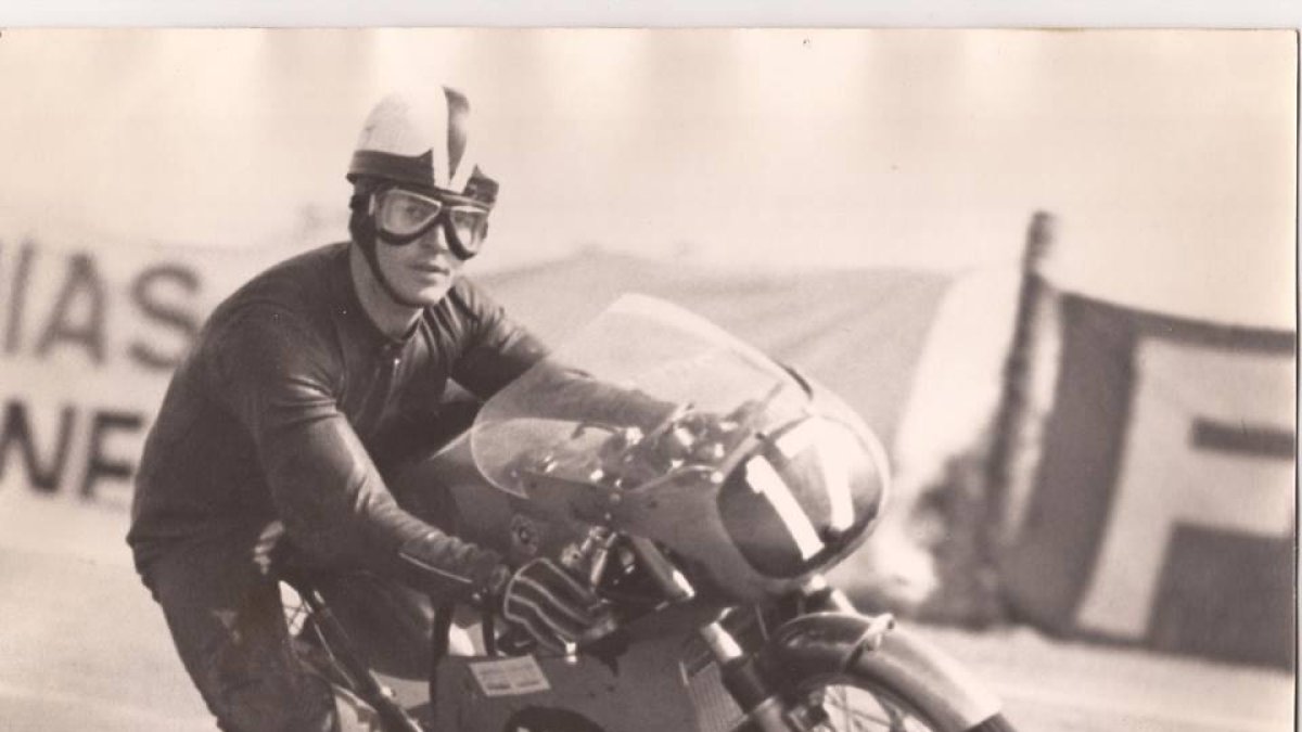 Nani González de Nicolás, leyenda del motociclismo español, ha fallecido hoy