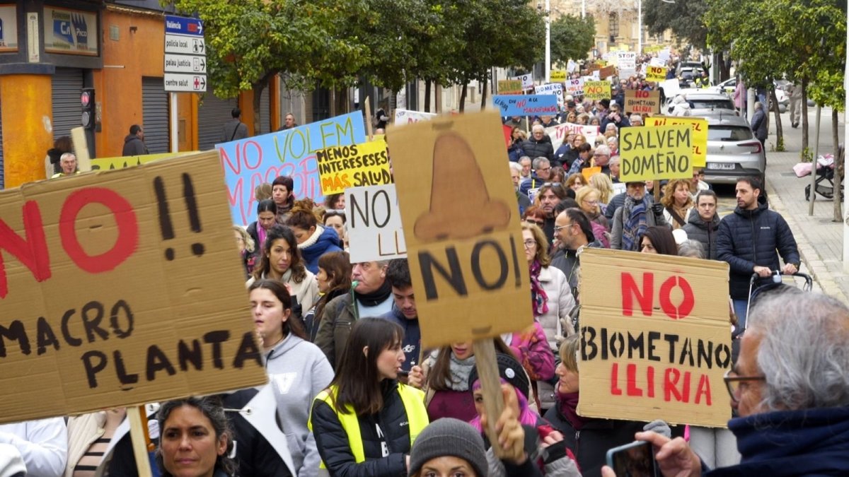 (Foto de ARCHIVO)
Imagen de manifestantes contra la Planta de Biometano en Llíria