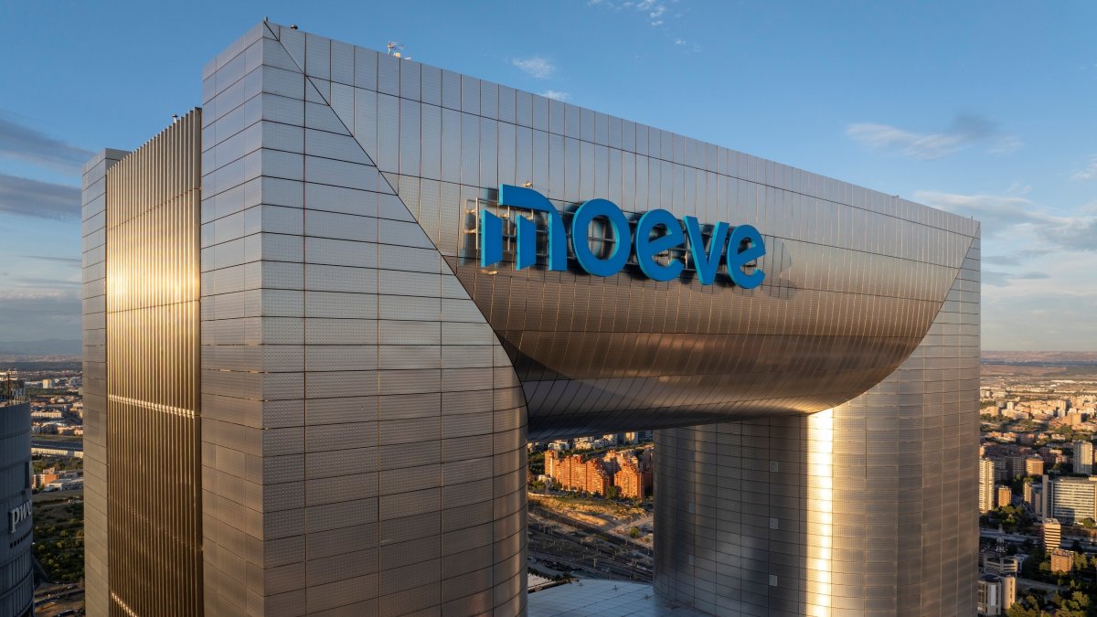 Sede de Moeve en Madrid con el nuevo logo.
REMITIDA / HANDOUT por MOEVE
15/9/2025