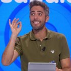 Roberto Leal se pone a bailar y es cazado por una cámara.