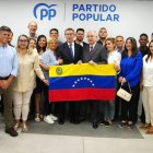 El líder del PP, Alberto Núñez Feijóo, reunido con representantes de la oposición al régimen de Nicolás Maduro
PP
26/7/2024