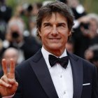 Tom Cruise disfruta de la moche londinense en buena compañía