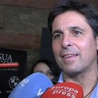 Fran Rivera ha interrumpido abruptamente sus vacaciones para estar con su hermano Cayetano.