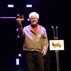 Pedro Almodóvar, con el premio Unión de Actores.