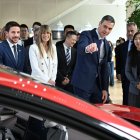El presidente del Gobierno, Pedro Sánchez, visita la sede de Xiaomi en Pekín junto a su mujer, Begoña Gómez.

REMITIDA / HANDOUT por MONCLOA
Fotografía remitida a medios de comunicación exclusivamente para ilustrar la noticia a la que hace referencia la imagen, y citando la procedencia de la imagen en la firma
13/4/2026