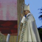 El Papa León XIV asiste y preside la vigilia de oración en Madrid