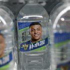 Mbappé, imagen de una bebida china