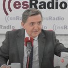 Federico Jiménez Losantos, en el estudio de EsRadio.