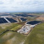 (Foto de ARCHIVO)
Vista aérea de la planta solar fotovoltaica de El Rancho en el término municipal de Jerez de la Frontera (Cádiz).

REMITIDA / HANDOUT por STATKRAFT
Fotografía remitida a medios de comunicación exclusivamente para ilustrar la noticia a la que hace referencia la imagen, y citando la procedencia de la imagen en la firma
19/9/2024